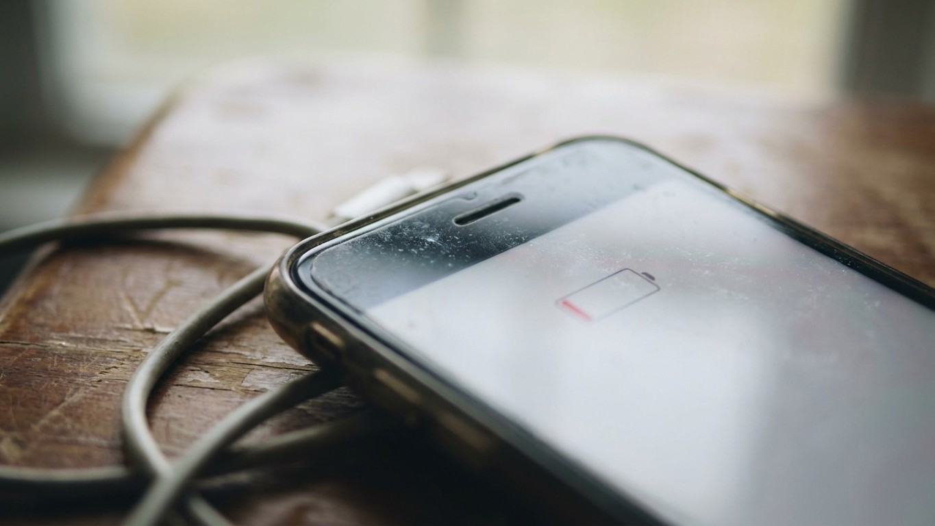 Depuis la mise à jour d'avril, un réglage caché dans un sous-menu que personne n'ouvre vide votre batterie sans prévenir