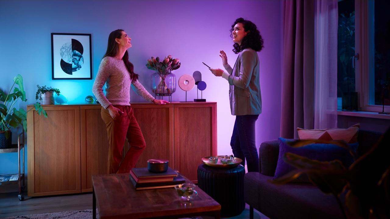 J'ai baissé la lumière de ma Philips Hue chaque soir pendant deux ans : quand j'ai vu ce que le fabricant enregistrait à c...