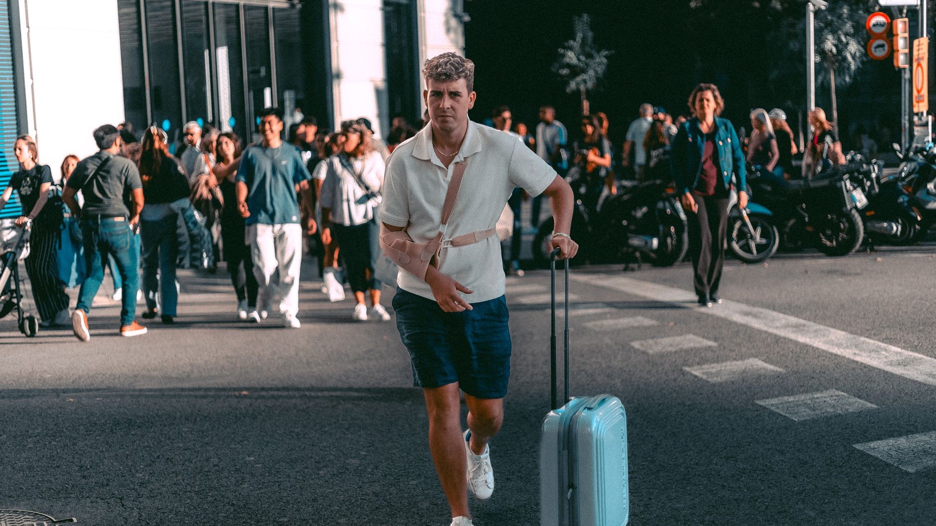 J'ai glissé ma balise Invoxia dans ma valise avant un vol pour Lisbonne : quand j'ai ouvert l'application à l'arrivée, il ...